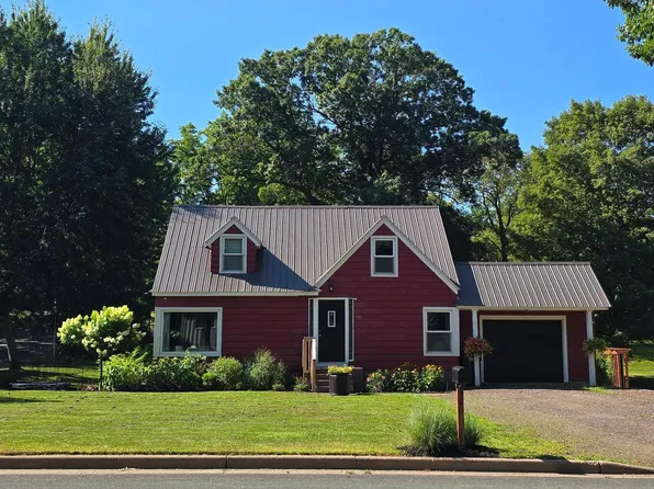 501 Oak St W, Frederic, WI 54837