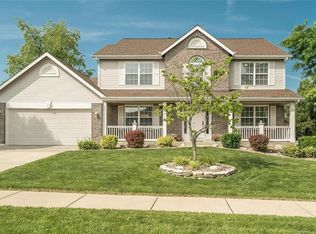 1267 Pinehurst View Dr, O'Fallon, MO 63366