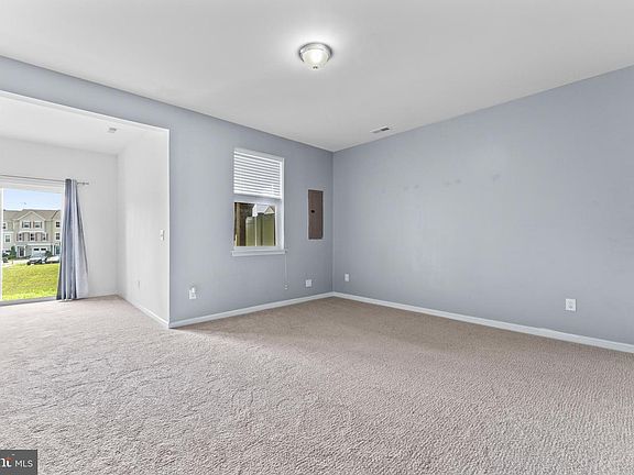 2nd image of 1418 Hudgins Farm Cir