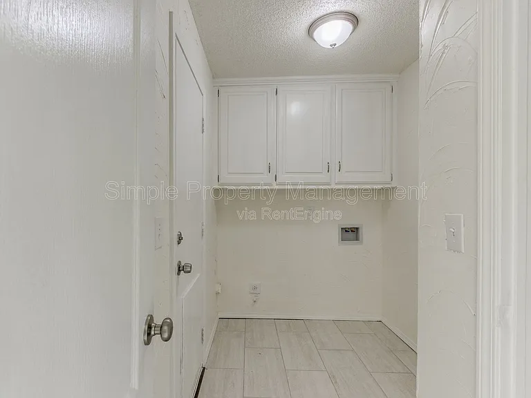 704 Pepperdine Ave — Photo 26