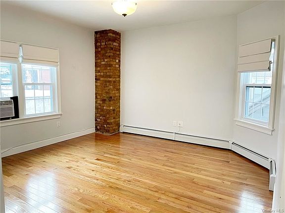 3rd image of 256 Mamaroneck Ave Floor 3