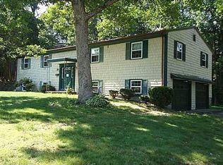 161 Cumberland Rd, Warwick, RI 02886