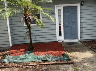 1910 W Sligh Ave APT E103, Tampa, FL 33604