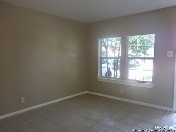 4th image of 255 Highway Dr