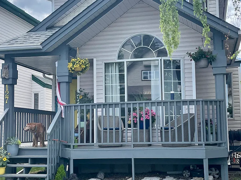 Single family home in quiet family neighborhood.