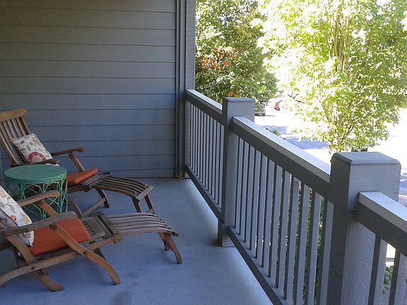 Front covered deck