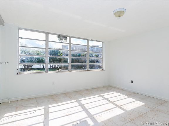 5th image of 1680 NE 191st St #2032