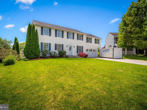 5 Hurstoak Ct, Baltimore, MD 21236