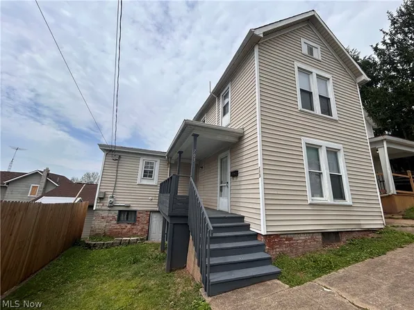 703 9th St, Marietta, OH 45750
