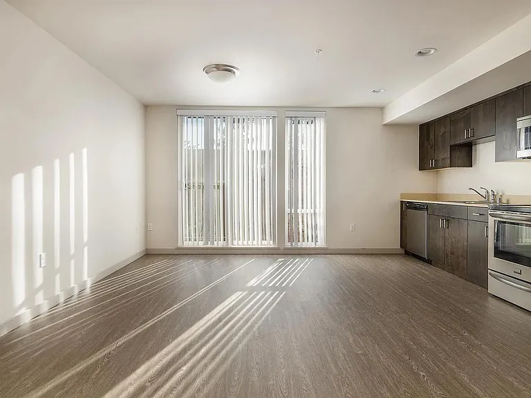 12350 33rd Ave NE #403 — Photo 4