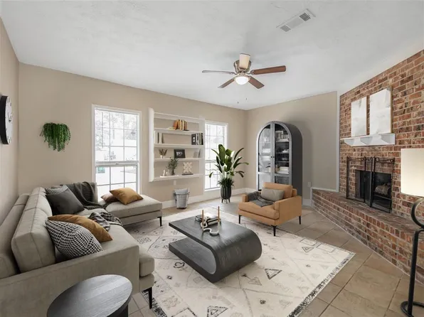 10002 Valley Wind Drive, Houston, TX 77078