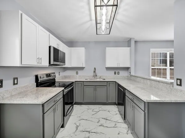 120 W Horn Ct, Chapin, SC 29036