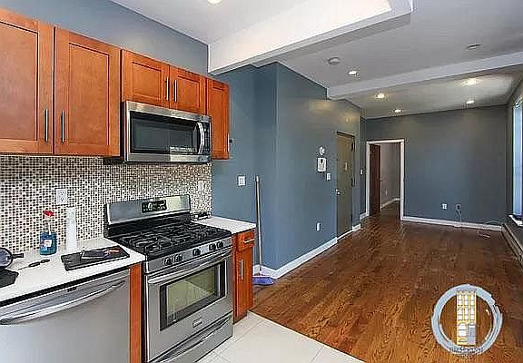 4th image of 688 Halsey St #2AA