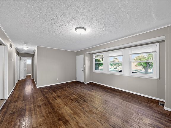 4th image of 4338 Williamson Dr