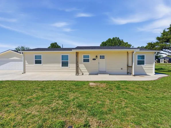 813 S Goddard Rd, Goddard, KS 67052