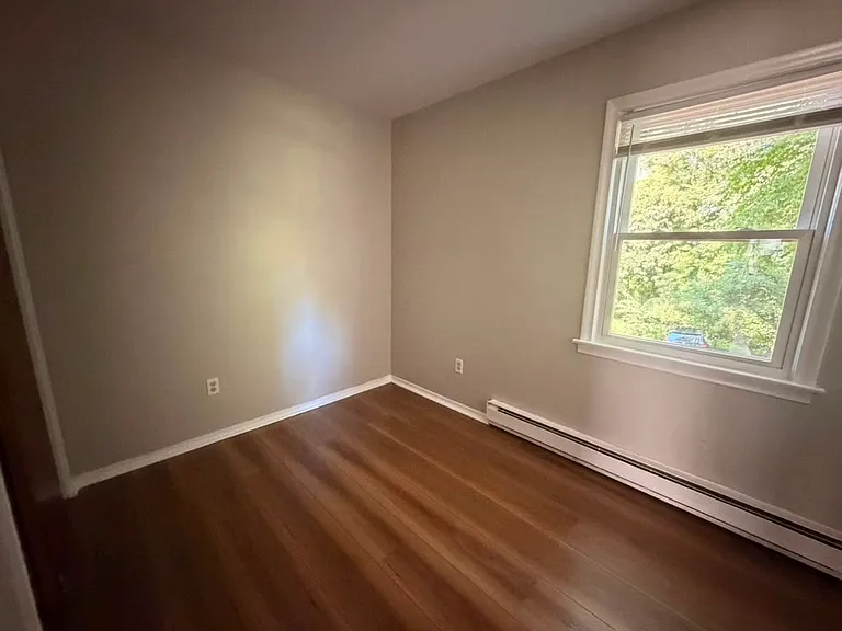 220 Glen Haven Rd #D1 — Photo 5