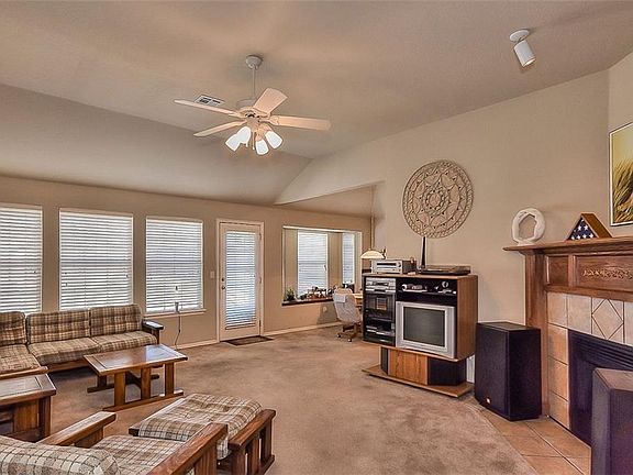 2nd image of 709 Sequoyah Trl