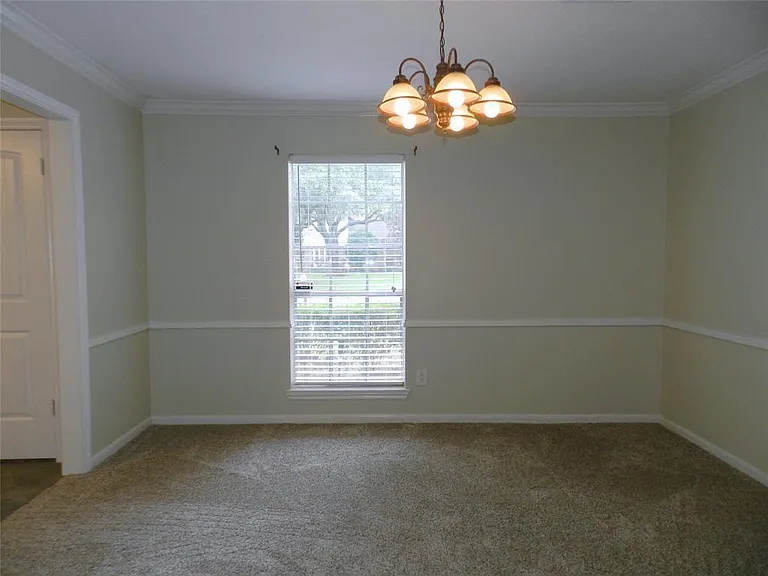 9403 Oxted Ln — Photo 6