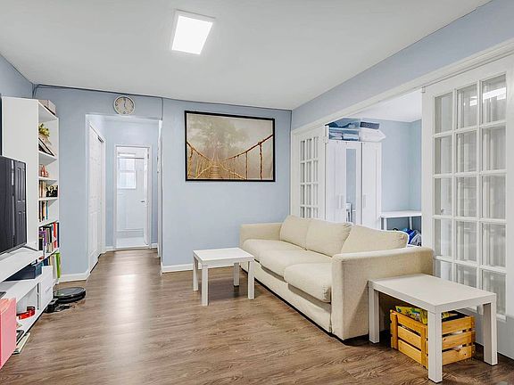 4th image of 66-39 Yellowstone Blvd Unit 6F