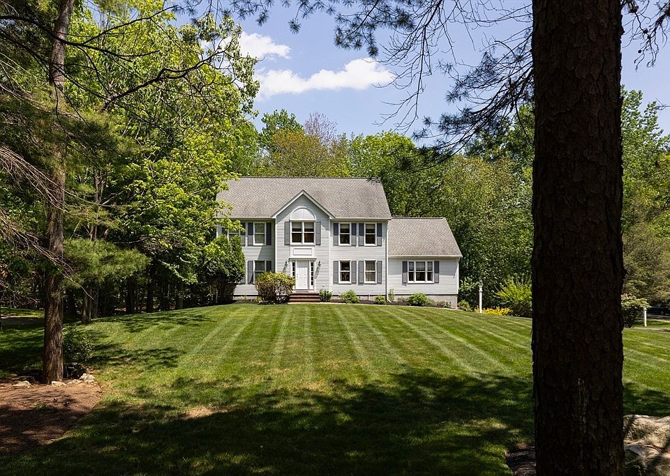 1st image of 1 Sterling Dr