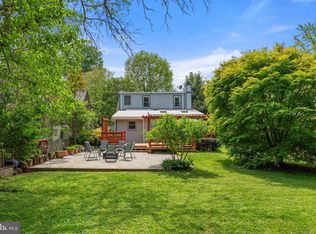 906 Park Ave, Falls Church, VA 22046