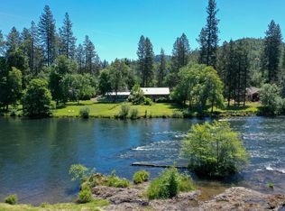 306 Park Dr, Shady Cove, OR