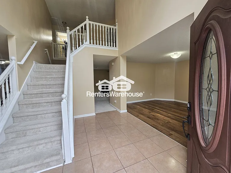 1576 Rogers Crossing Dr — Photo 4