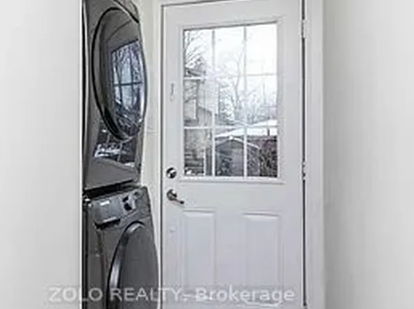 10 Blackwell Ave, Toronto, ON M1B 1C8