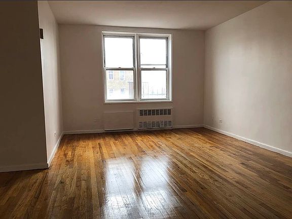 3rd image of 2181 Starling Ave APT 6A