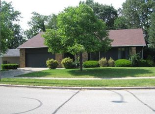 2237 W Woodbine Dr, Decatur, IL 62526