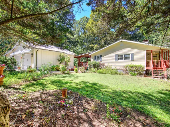 2108 Blackberry Mountain Rd, Ellijay, GA 30536