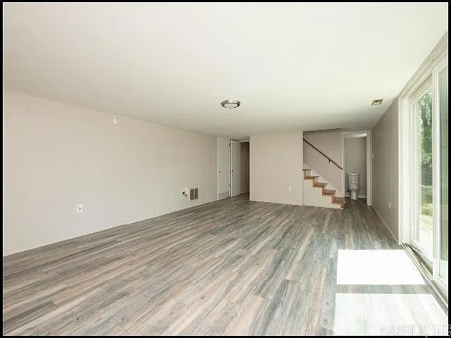 4907 Arlington Dr — Photo 11