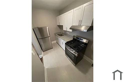 11023 S Vernon Ave #1B Photo 1