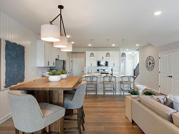7th image of this home