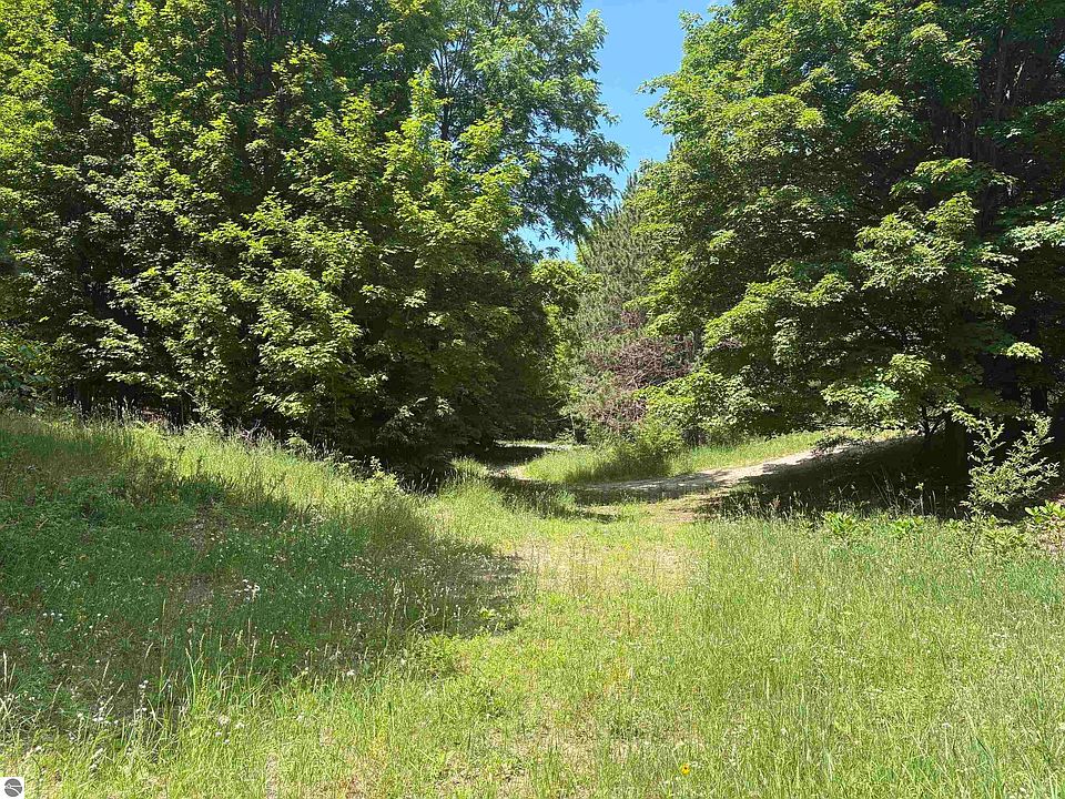1st image of 3475 Grace Rd