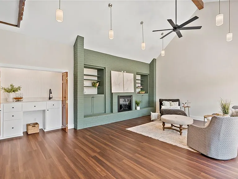 3705 Old Oaks Dr — Photo 4