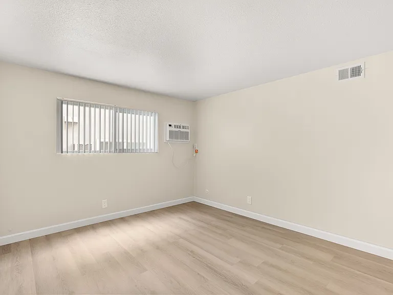 MAGNOLIA WEST APARTMENTS- RIVERSIDE, CA — Photo 5