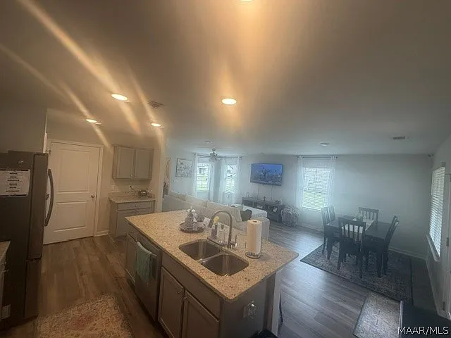 88 Trevor Dr — Photo 16
