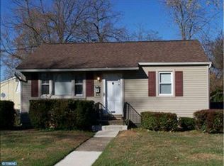 215 W Woodlawn Ave, Maple Shade, NJ 08052