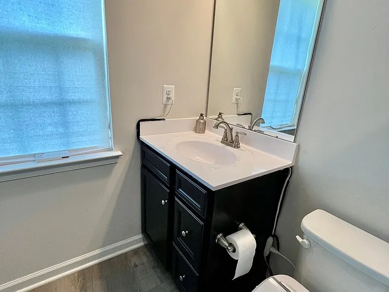 105 Caswell Dr — Photo 21