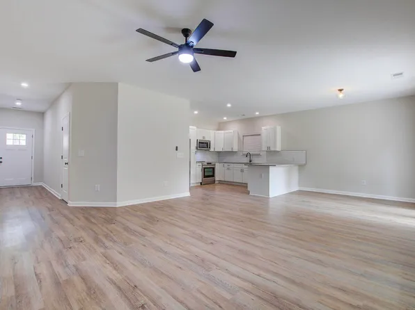 1621 Sumner Ave, North Charleston, SC 29406