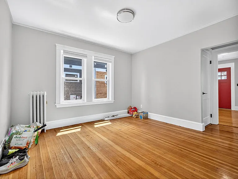 252 Main St #2 — Photo 8