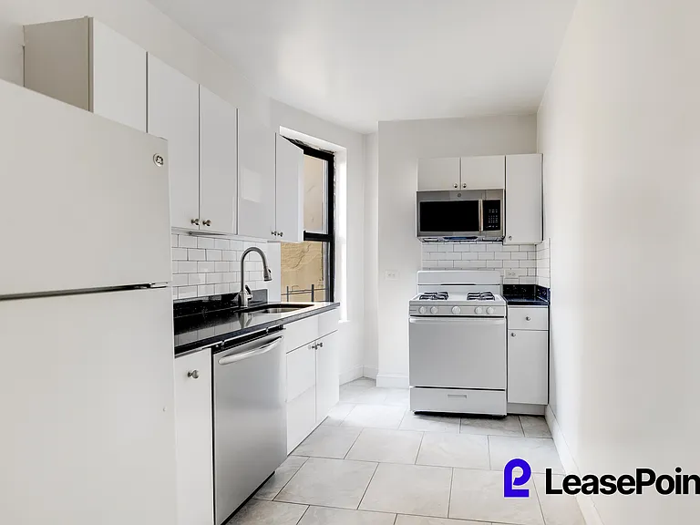 473 W 158th St #38 — Photo 3