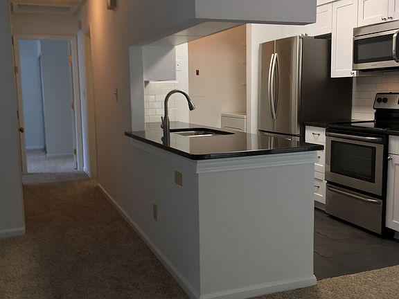 3rd image of 701 Meherrin River Ct