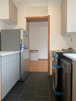 1st image of 530 E 13th St #32