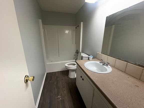 2nd image of 415 Glover Dr APT D