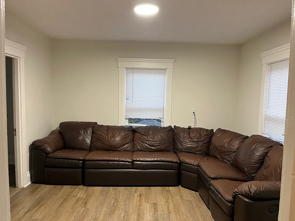 40-42 Thompson St #3