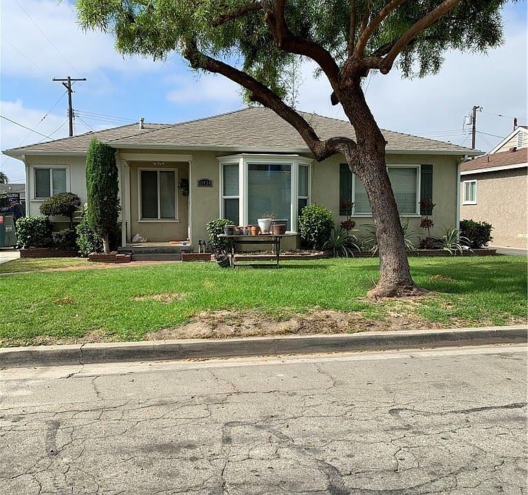 1st image of 11434 Buell St