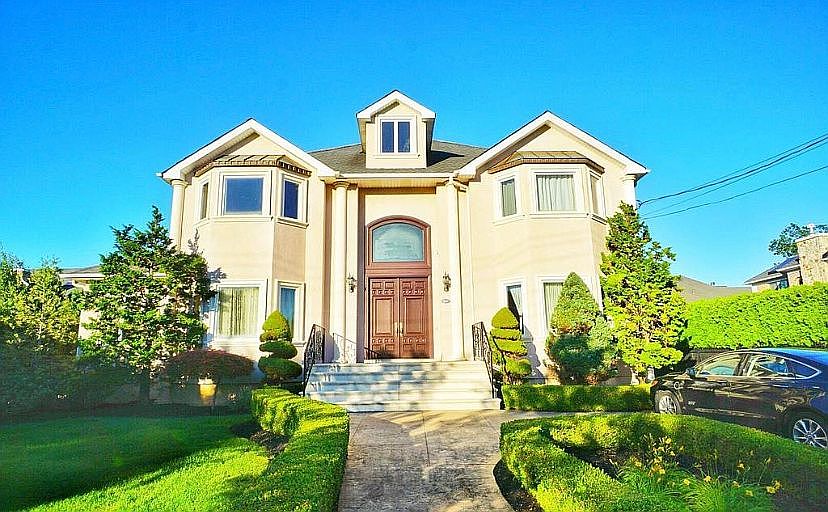 1st image of 503 Bedell Ave