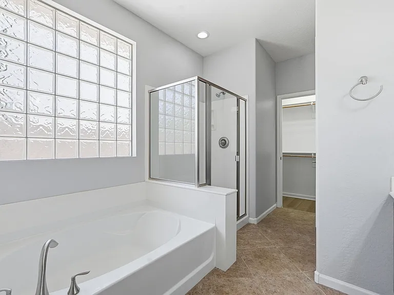 4058 E Bruce Ave — Photo 9